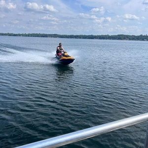 Meet your Posher, Miyo